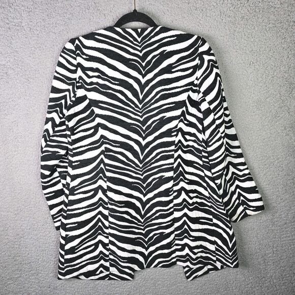 Chicos Zebra Print Knit Blazer Jacket Size 0 Slit Pockets Snap Closure - Picture 4 of 13